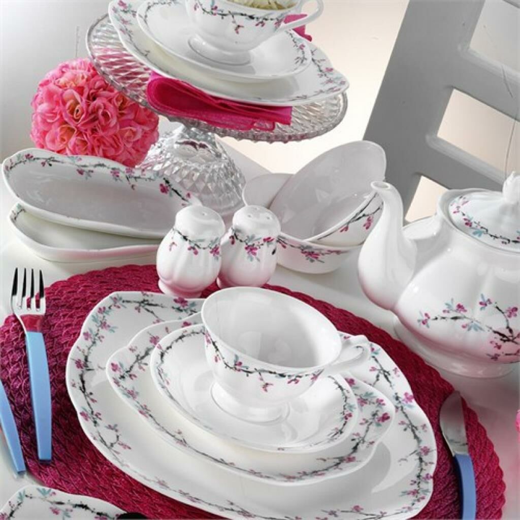 Kütahya Porselen Kare Bone 44 Parça 50100 Desen Kahvaltı Takımı