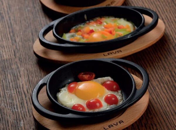 Lava Ahşap Altlıklı Döküm Demir Yuvarlak Tava Çap (Ø) 12 cm