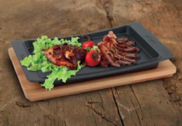 Lava Ahşap Altlıklı Döküm Demir Servis Tabağı 36x24 cm