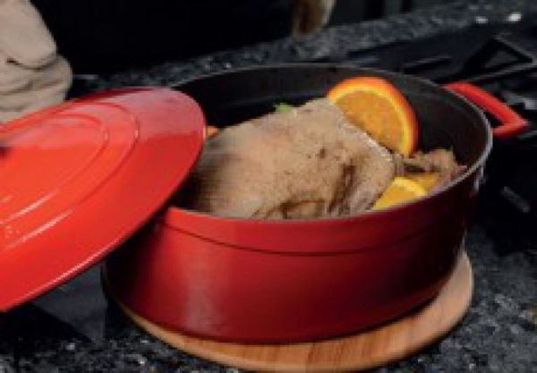 Lava Trendy Oval Döküm Demir Tencere 23x29 cm Kırmızı