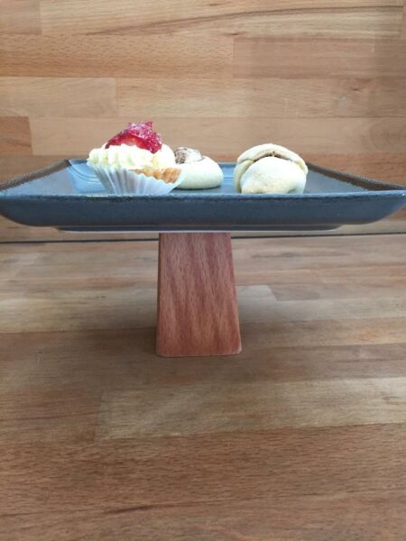 Ahşap Yuvarlak Ayaklı Pearl Kare 25 cm Servis Tabağı Mavi 9 cm