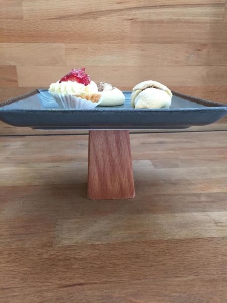 Ahşap Yuvarlak Ayaklı Pearl Kare 25 cm Servis Tabağı Mavi 9 cm kare 9 cm