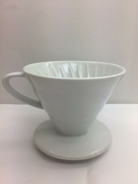 Kütahya Porselen Damlama Filtre Kahve Fincanı Beyaz