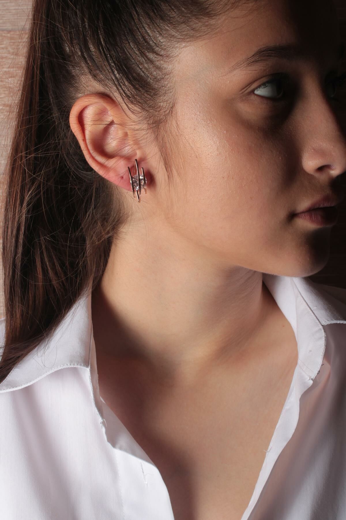 Zarias's Küpe Zigzag Telli Taşlı Gold