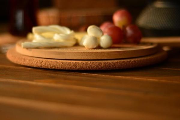 İkram Dünyası Bambum KIRMIT MANTAR AMERİKAN SERVİS YUVARLAK