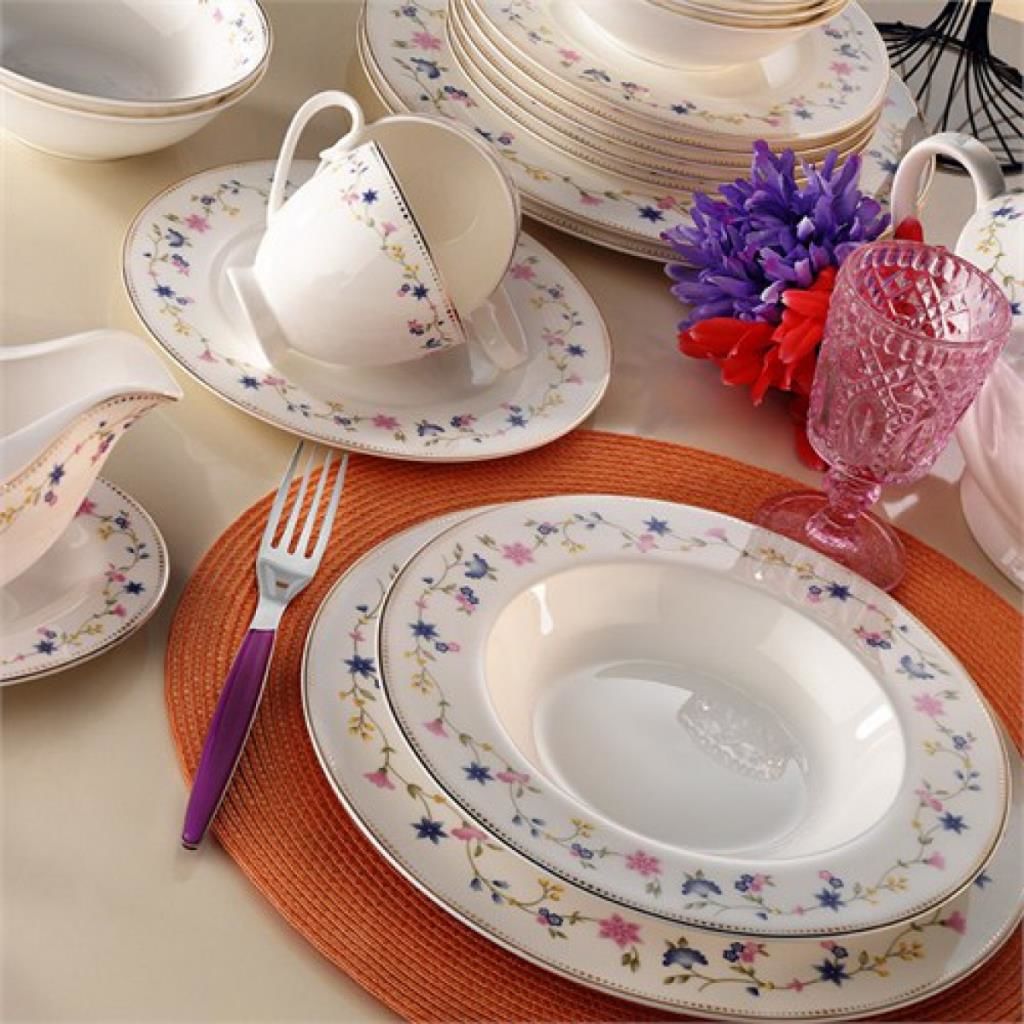 Kütahya Porselen Bone China 84 Parça 25137 Desenli Yemek Takımı