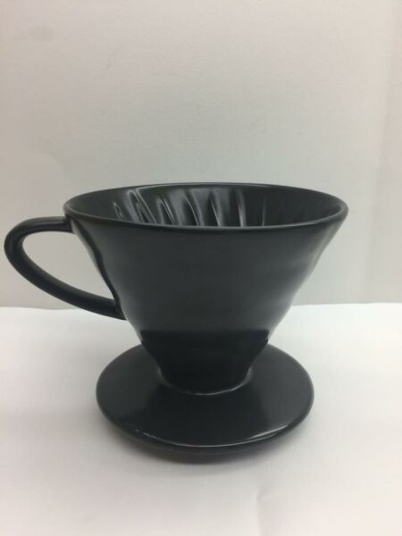 Kütahya Porselen Damlama Filtre Kahve Fincanı Siyah